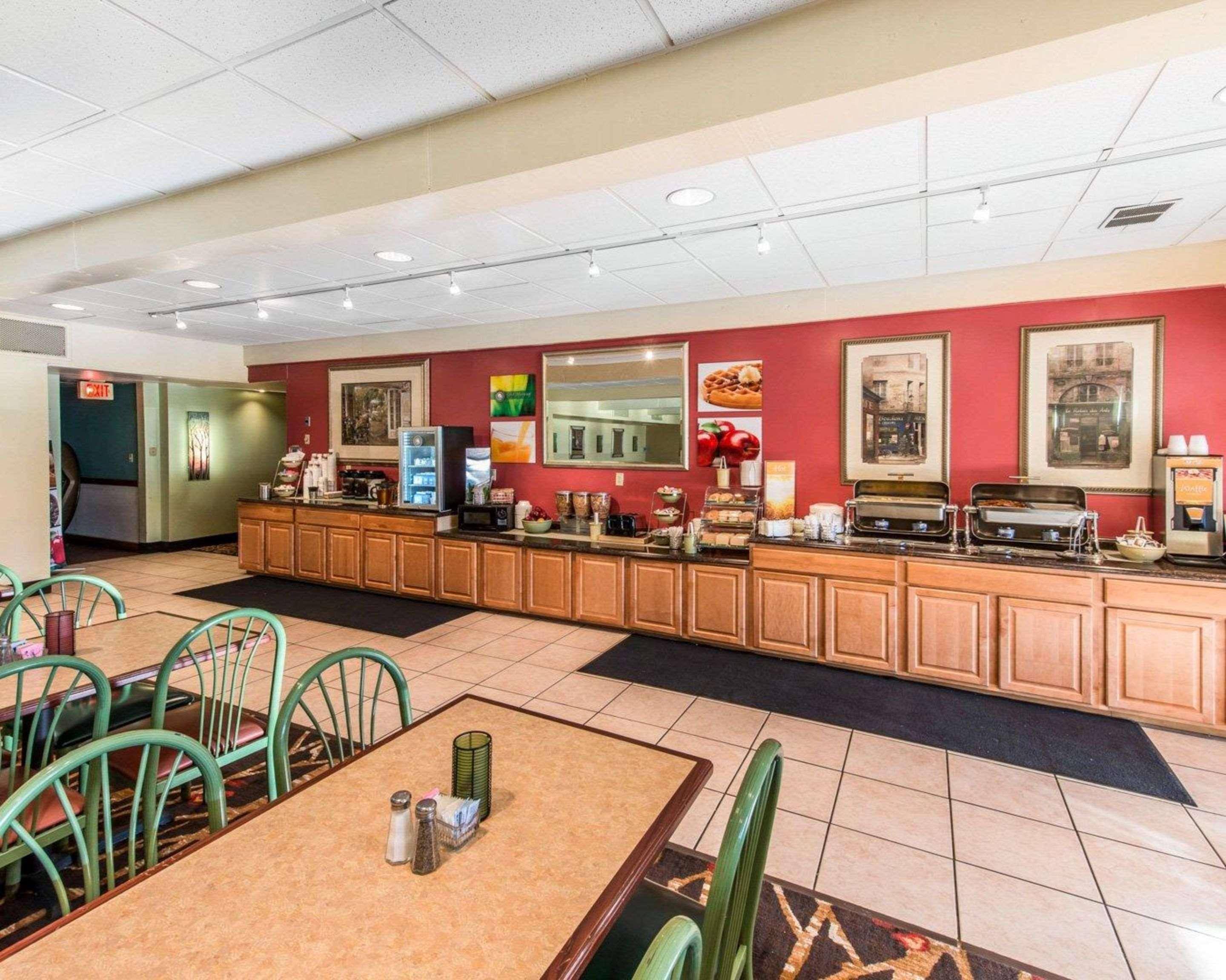 Hotel Quality & Conference Center Across From Casino Erie