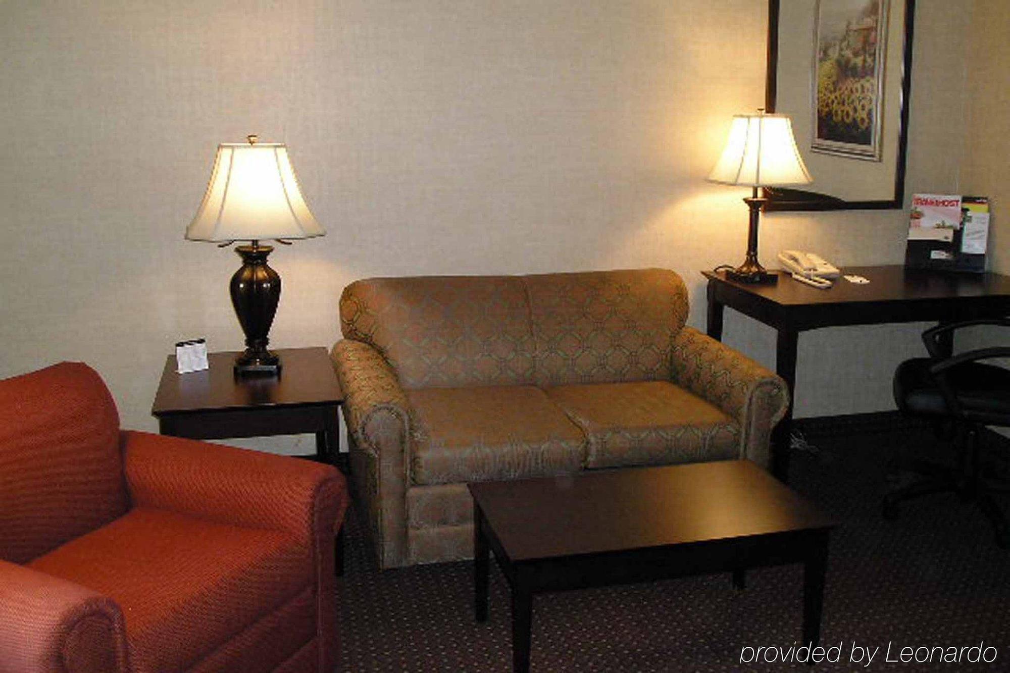 Quality & Conference Center Across From Casino 3*