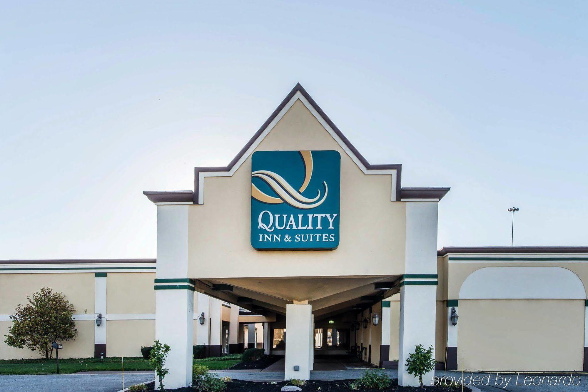 Hotel Quality & Conference Center Across From Casino Erie