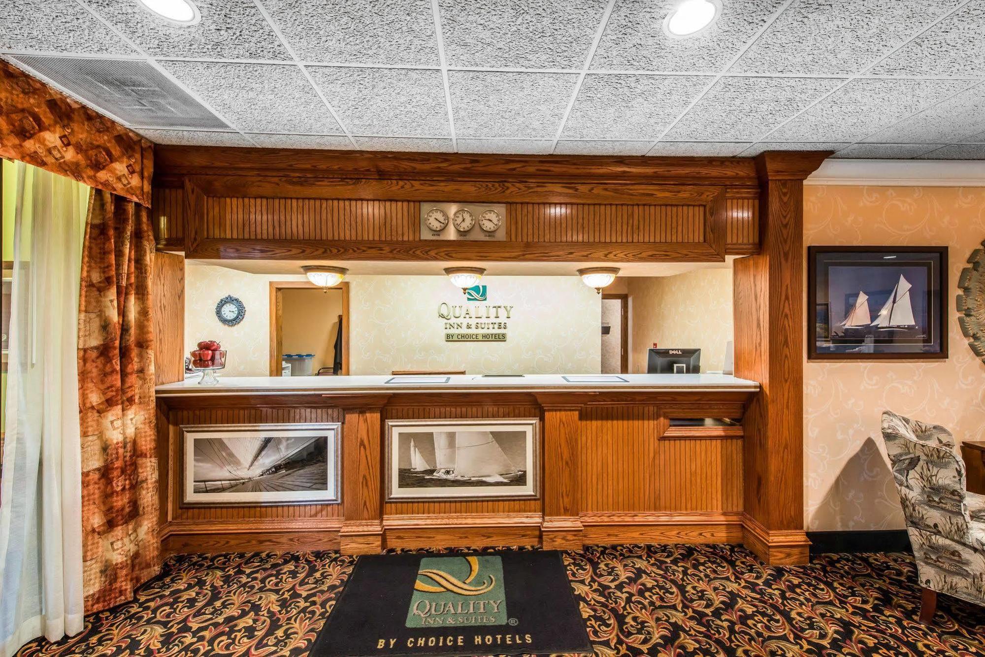 Quality & Conference Center Across From Casino 3*