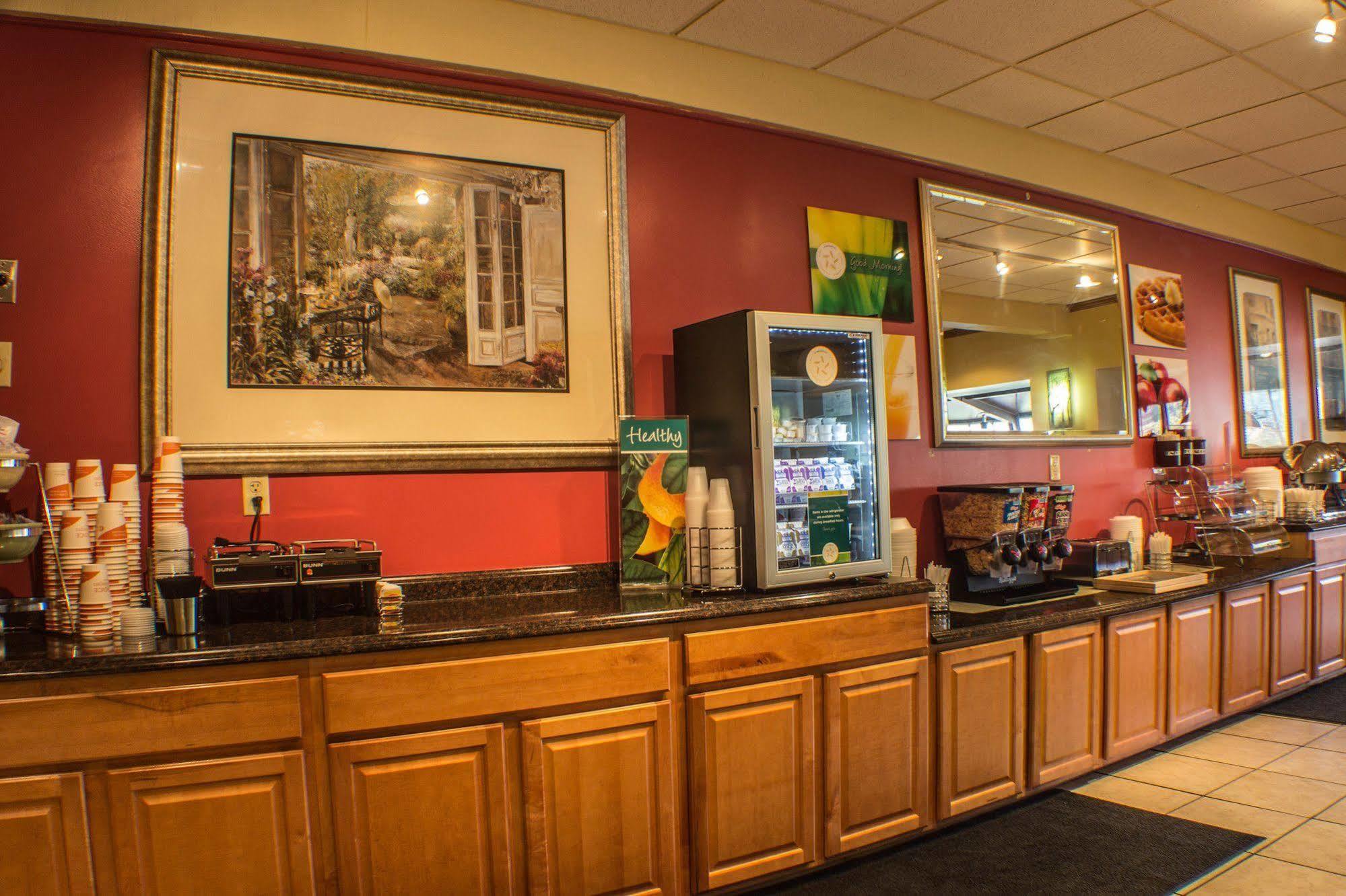 Hotel Quality & Conference Center Across From Casino Erie