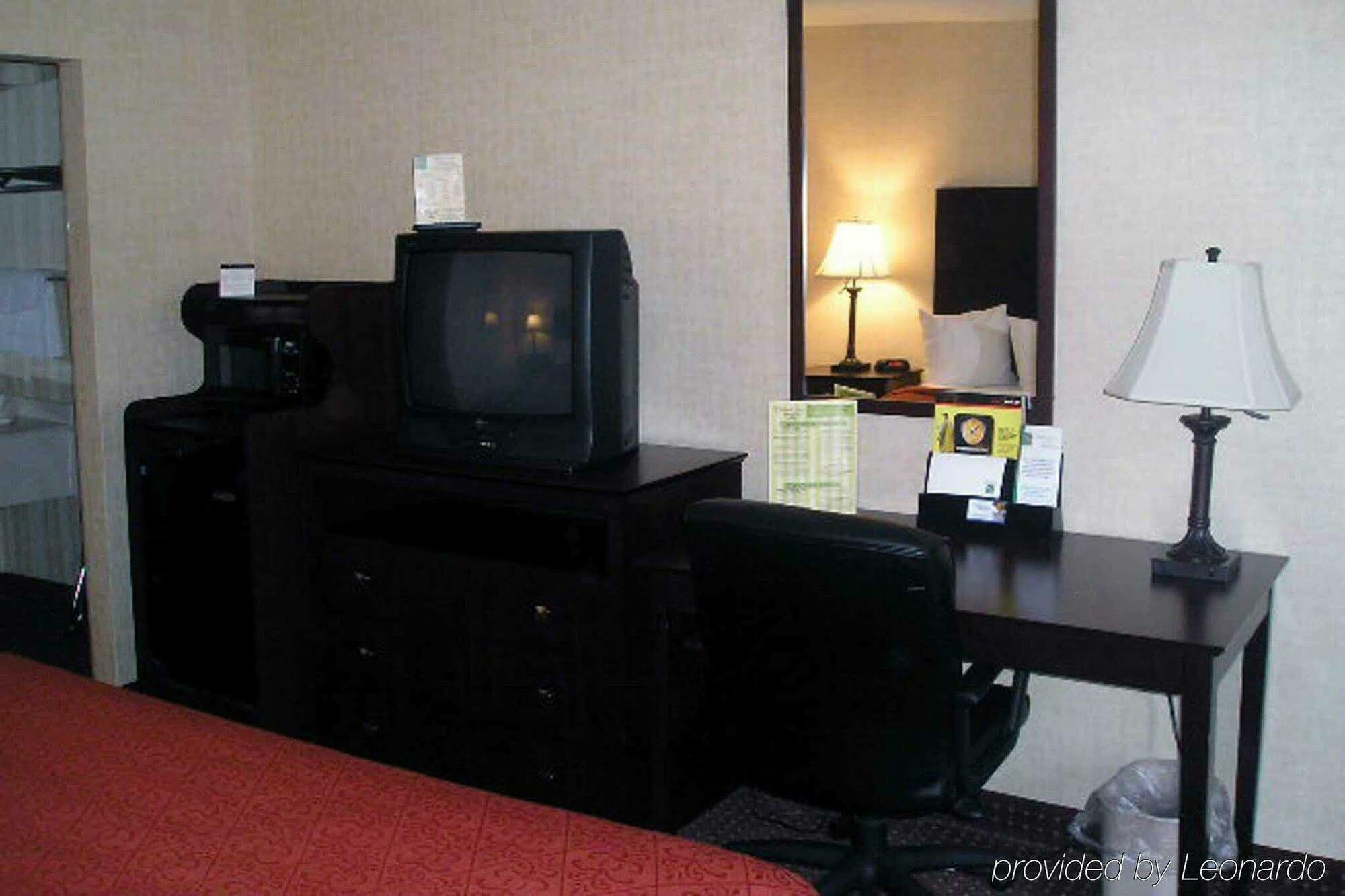 Hotel Quality & Conference Center Across From Casino